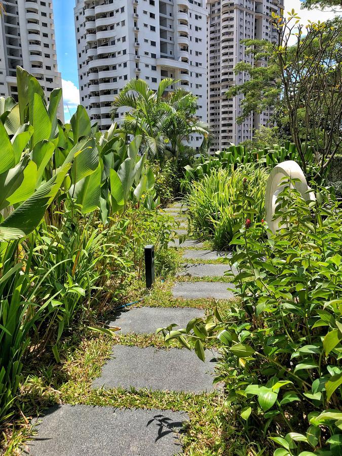 Apartemen Laman Ceylon
